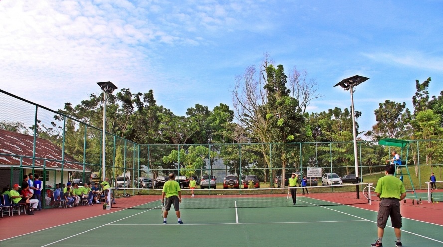 lapangan tennis